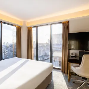 Hotel Saint, Londyn